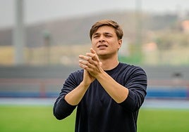 Toni Cruz junior, el entrenador más joven de España en conquistar un título senior.