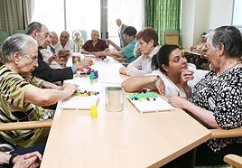 Foto de archivo de un centro de día para mayores.