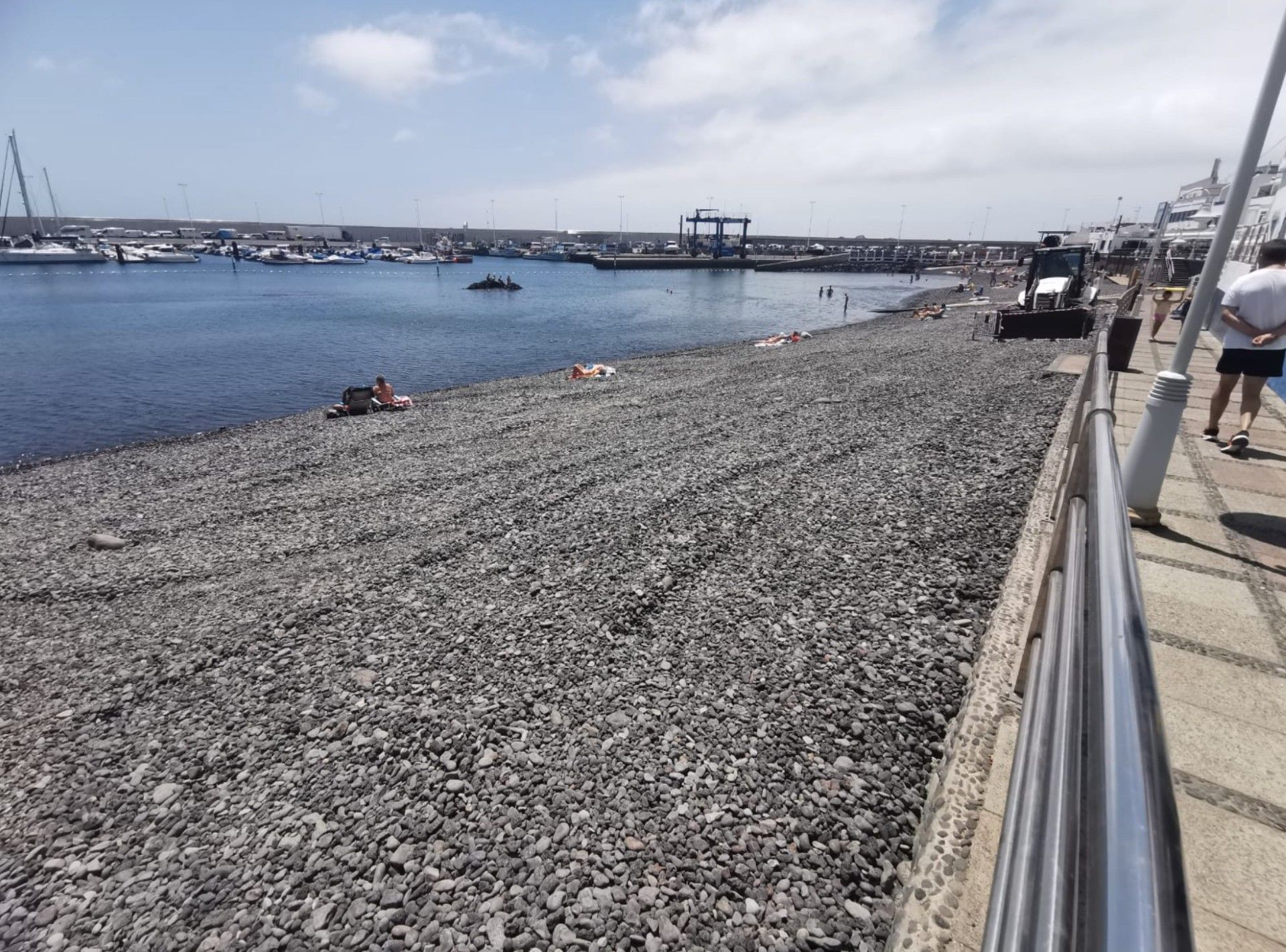 Agaete activa su servicio de socorrismo en sus playas.