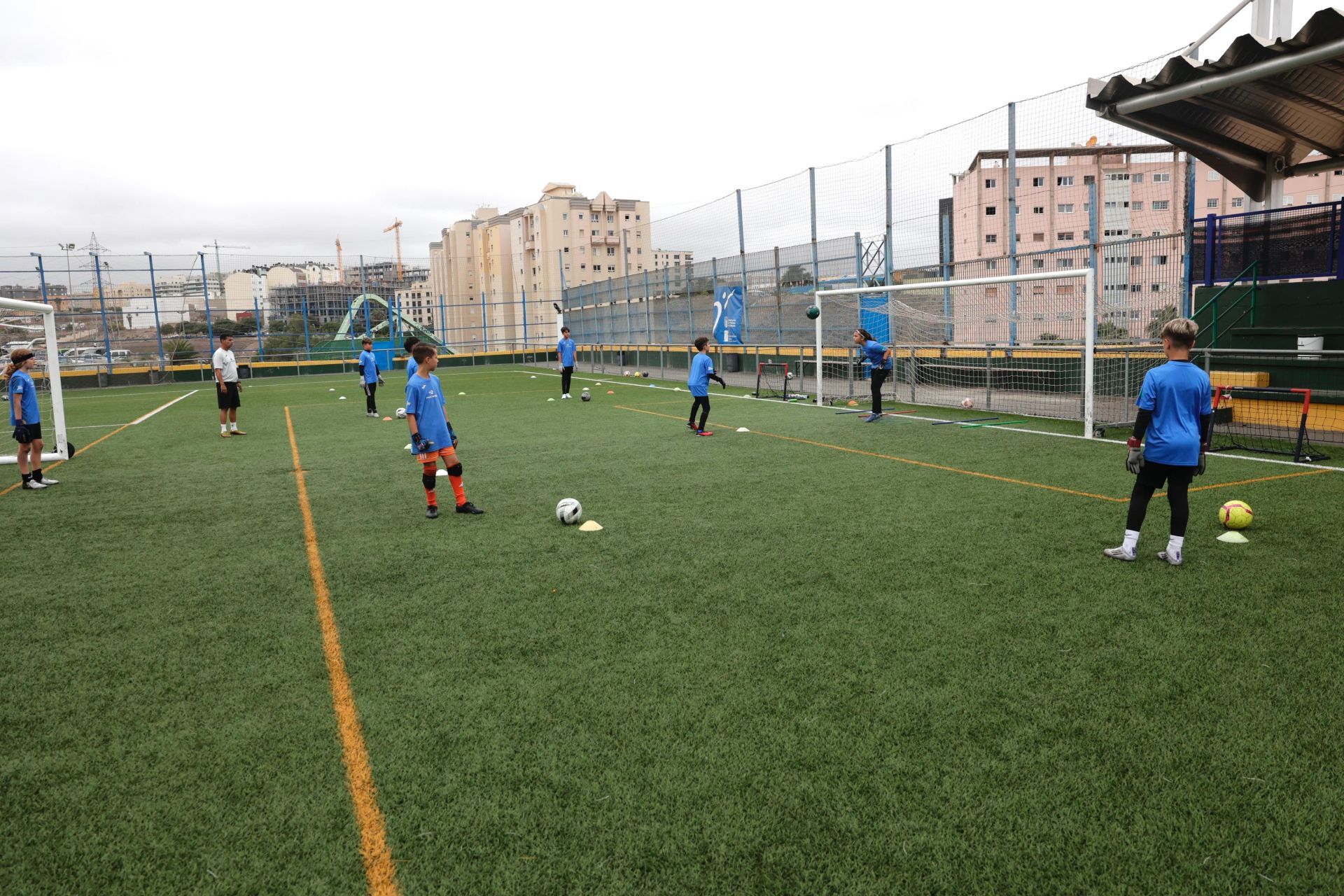 Así se entrena en el campus &#039;Más que Porteros&#039; con Javi Ortega