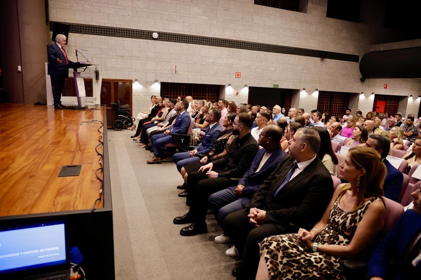 La orla del Grado de Seguridad y Control de Riesgos de la ULPGC, en imágenes