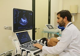 Los especialistas de Cardiología del Molina Orosa han atendido un total de 3.708 consultas hasta el mes de mayo y realizado 3.298 pruebas diagnósticas.