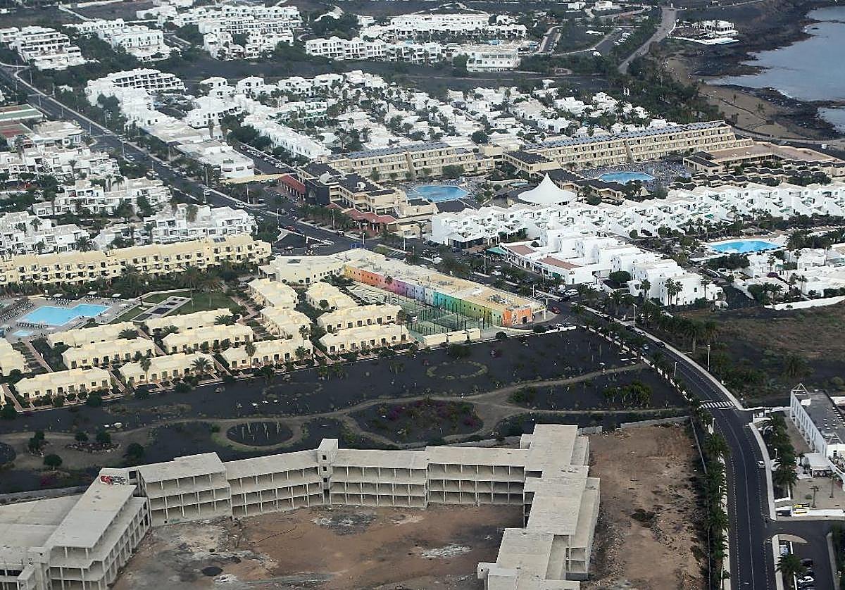 Imagen área de Costa Teguise.