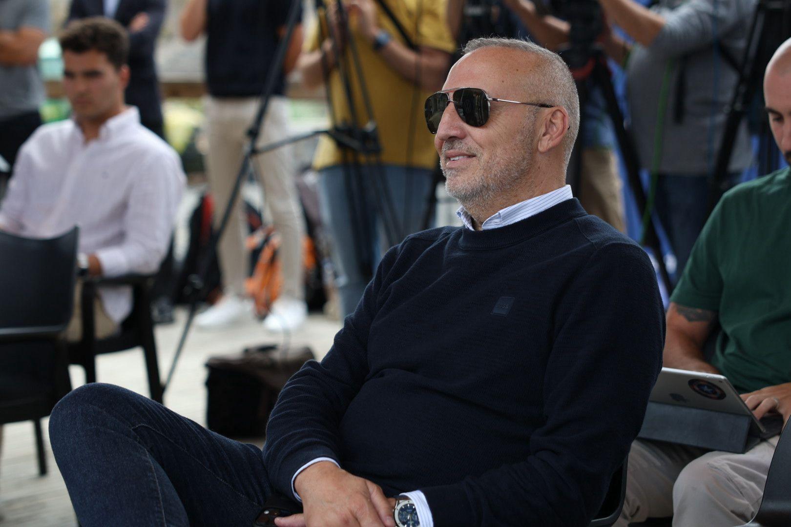 Luis García ya ejerce como entrenador de la UD Las Palmas