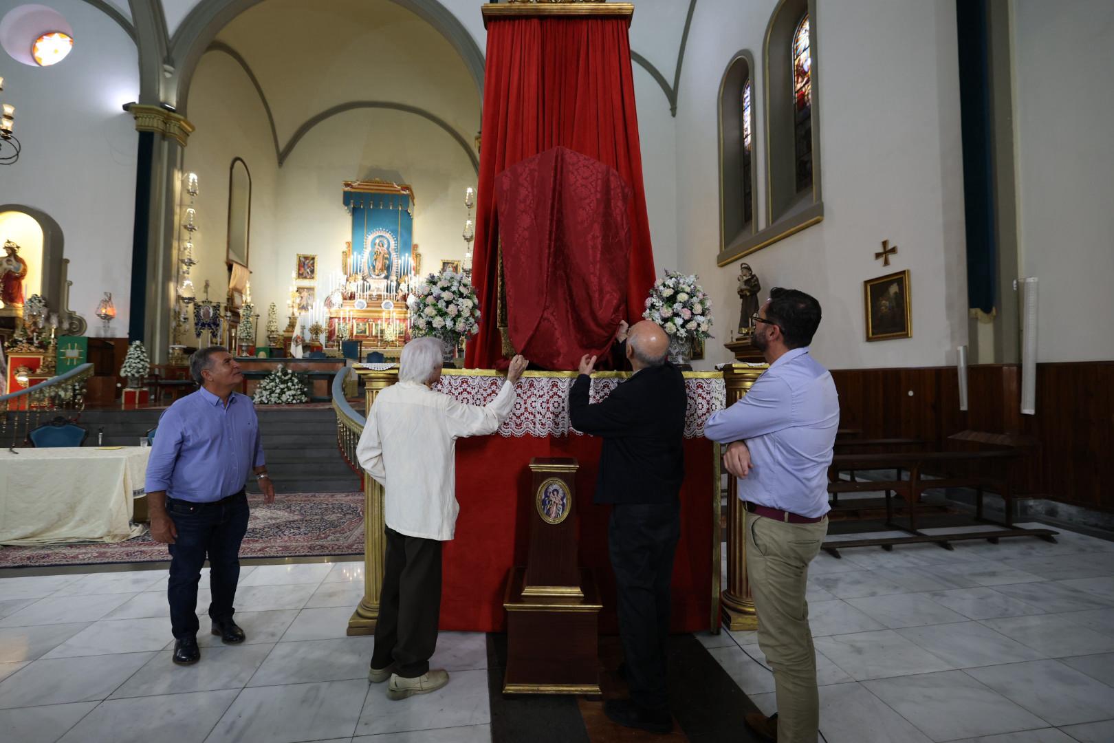 Dámaso dona una obra para la coronación de la Virgen de La Luz