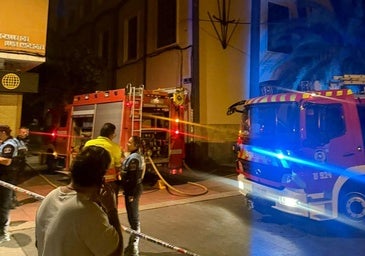 12 heridos, entre ellos un menor y una persona grave, en el incendio de un edificio de Las Palmas de Gran Canaria