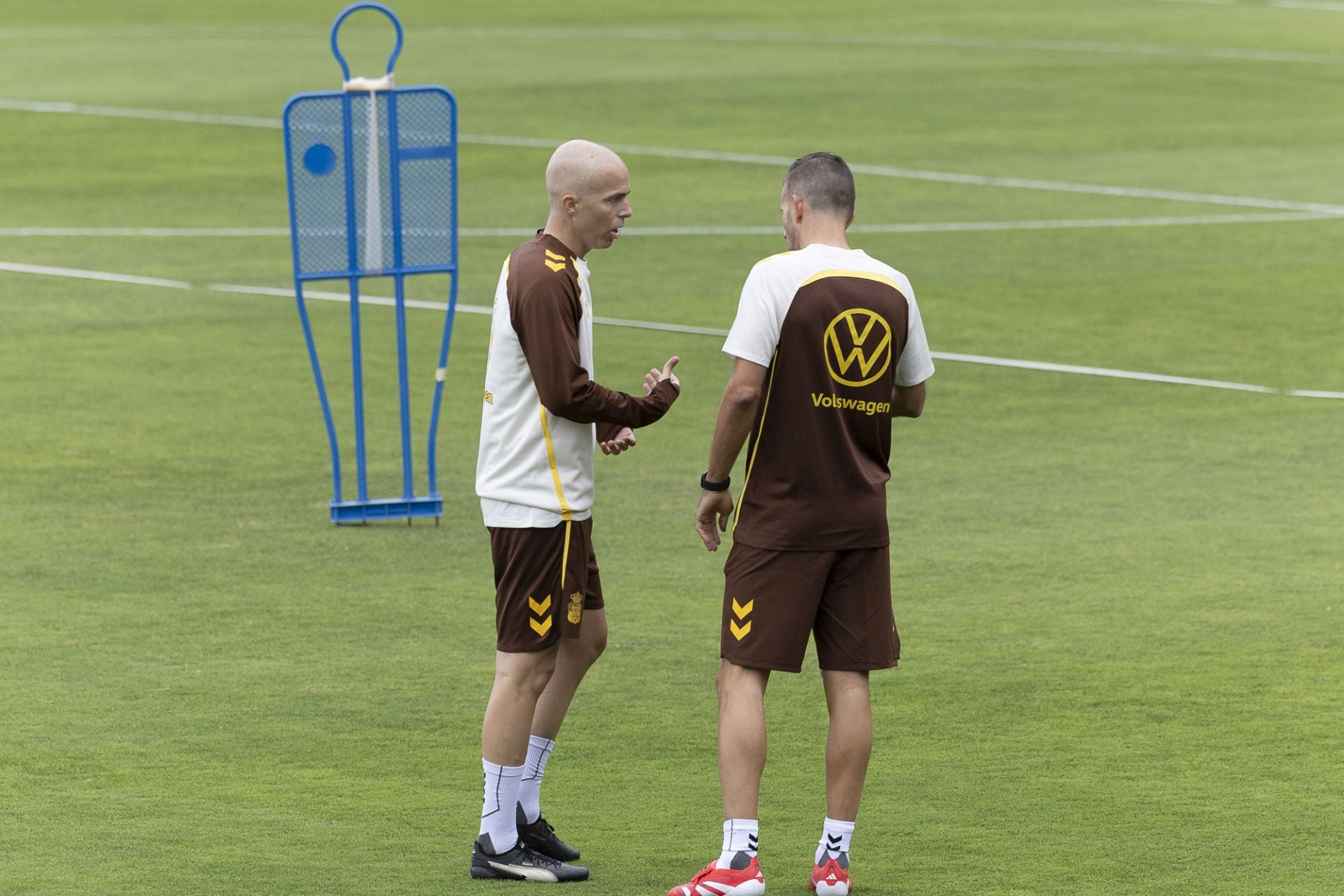 Kirian y Luis García, en el primer entrenamiento de la UD en pretemporada.