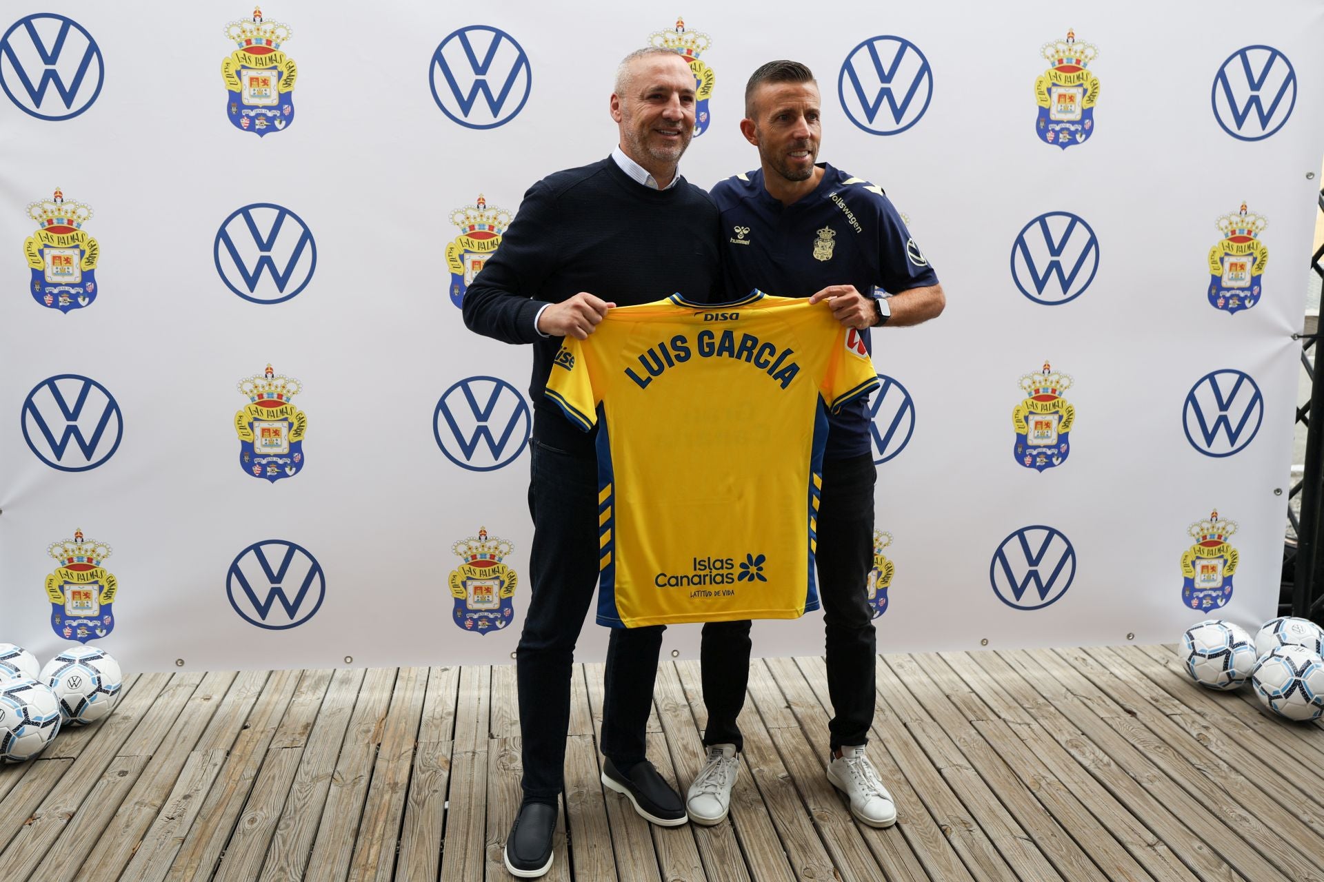 Miguel Ángel Ramírez y Luis García Fernández, durante la presentación del técnico.
