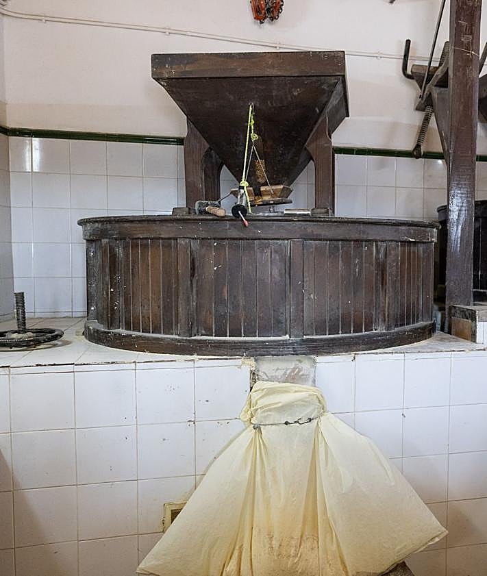 Imagen secundaria 2 - El Molino San Pedro, un ejemplo de tradición