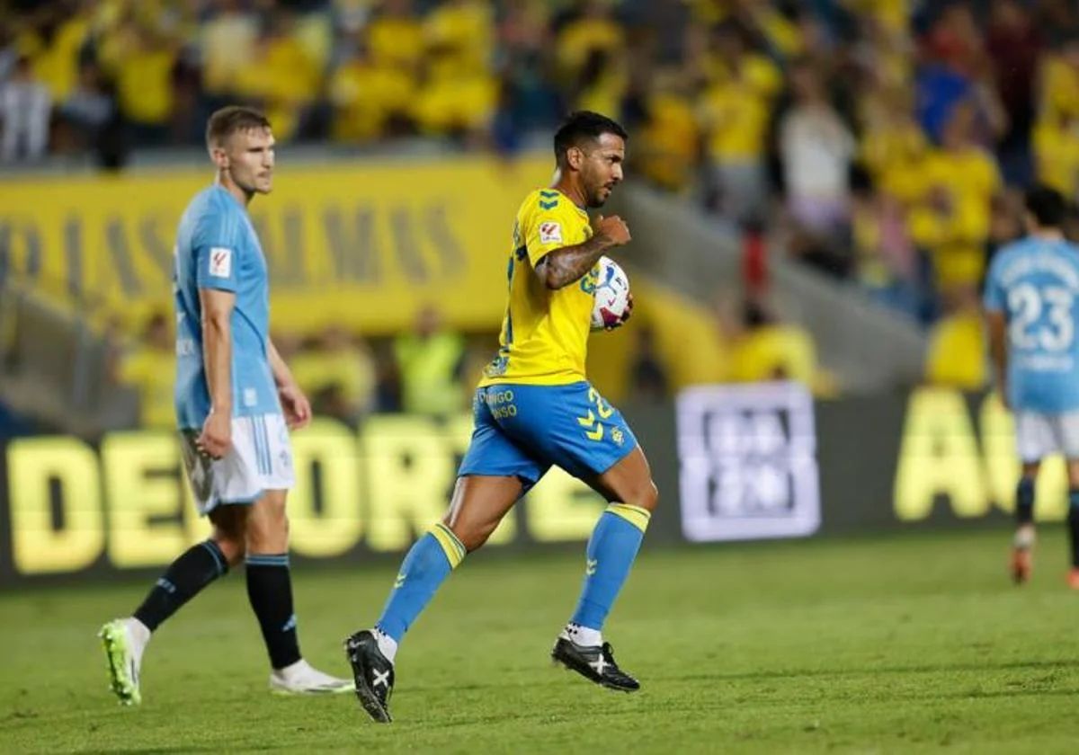 Jonathan Viera: la huella del Mago de La Feria en la UD, en imágenes