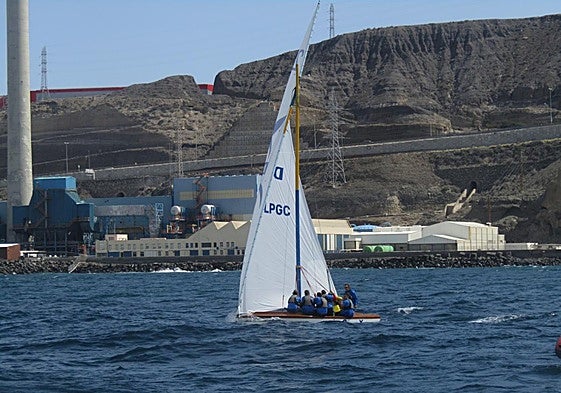 Desarrollo fluido en la octava jornada de la vela latina canaria en Las Palmas.