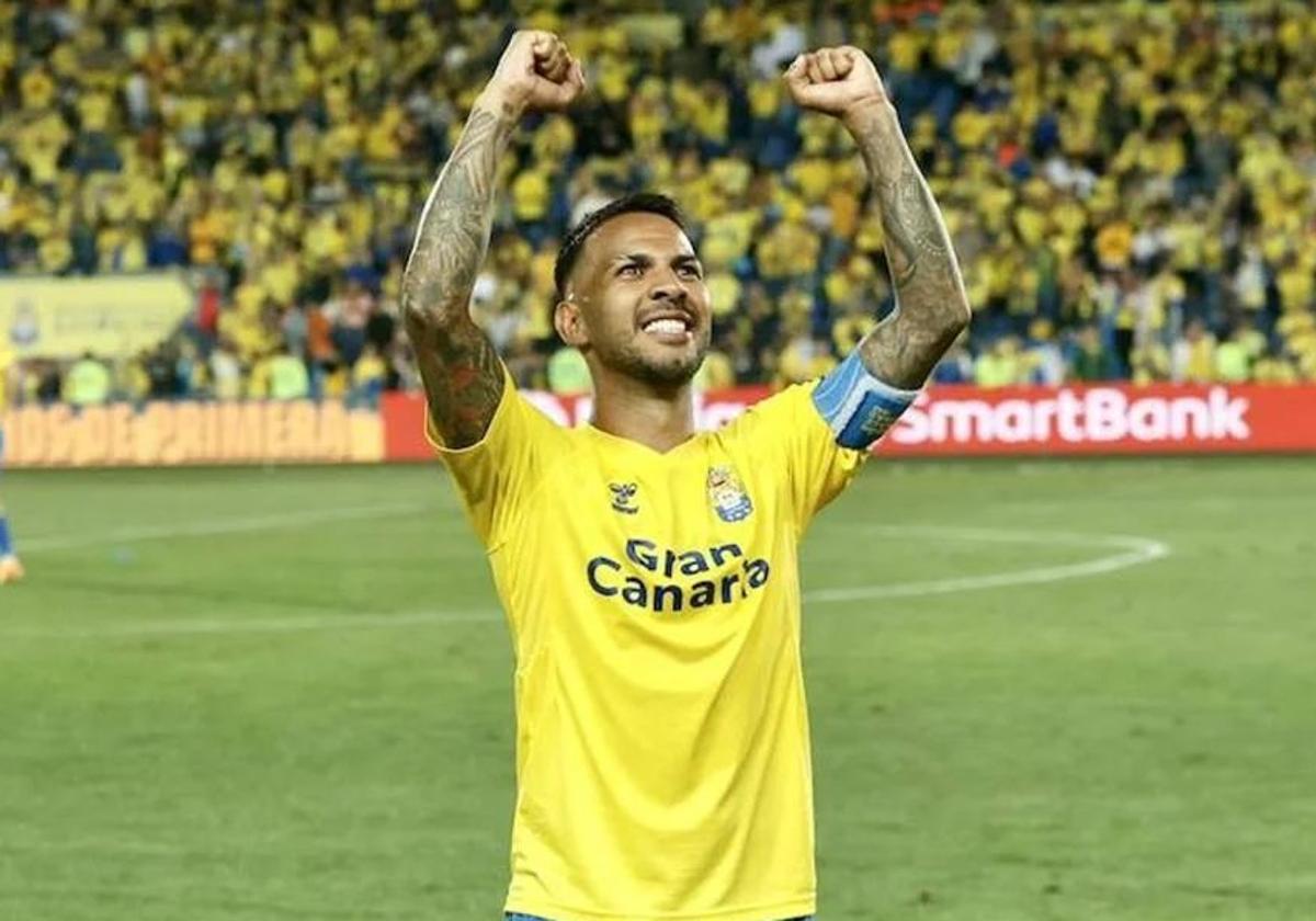 Jonathan Viera.
