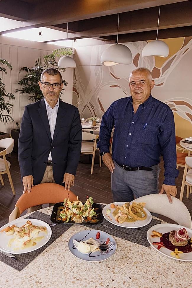 Pedro Castro, a la izquierda de la imagen y Bartolomé Peinado