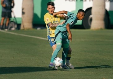 La UD debuta sin gol, pero con Barcia y Cedeño exhibiendo fuerza y calidad