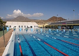 Piscina pública del municipio de Arona.