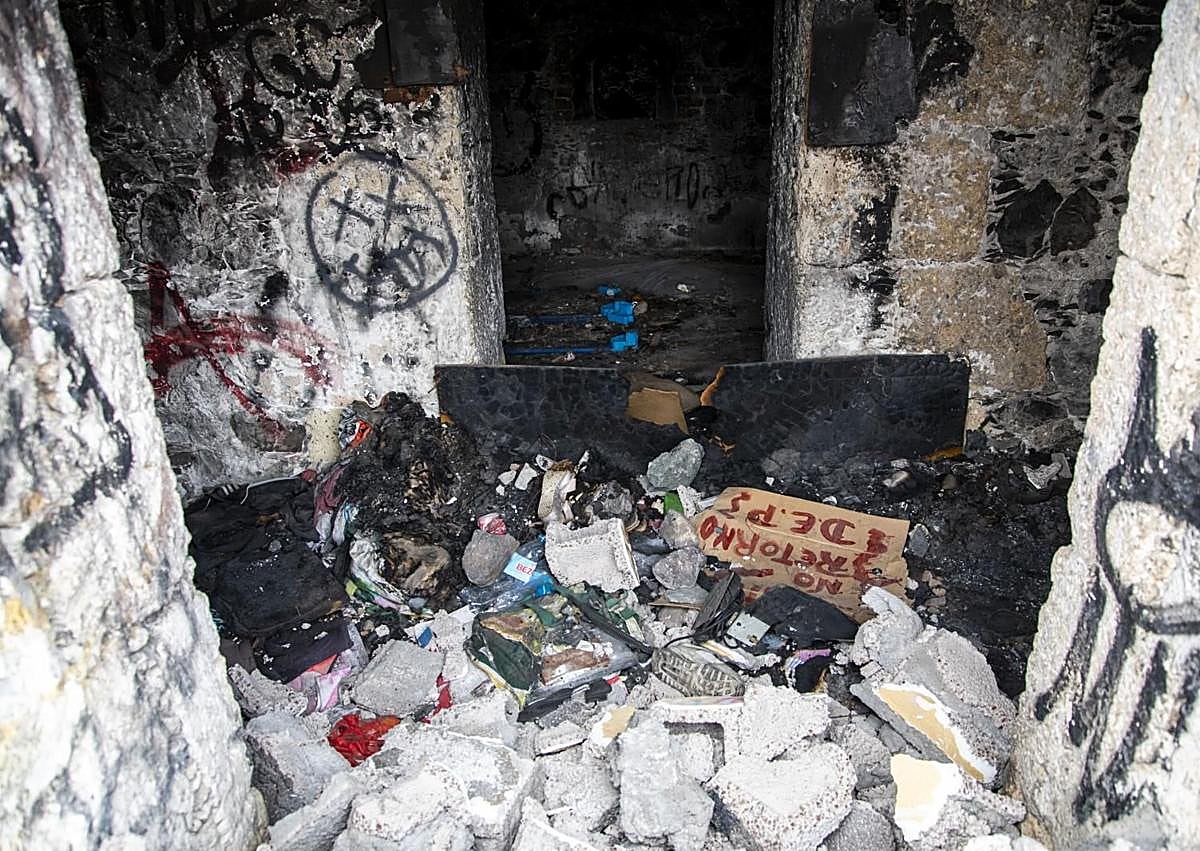 Imagen secundaria 1 - Batería de San Juan: desolación y promesas incumplidas