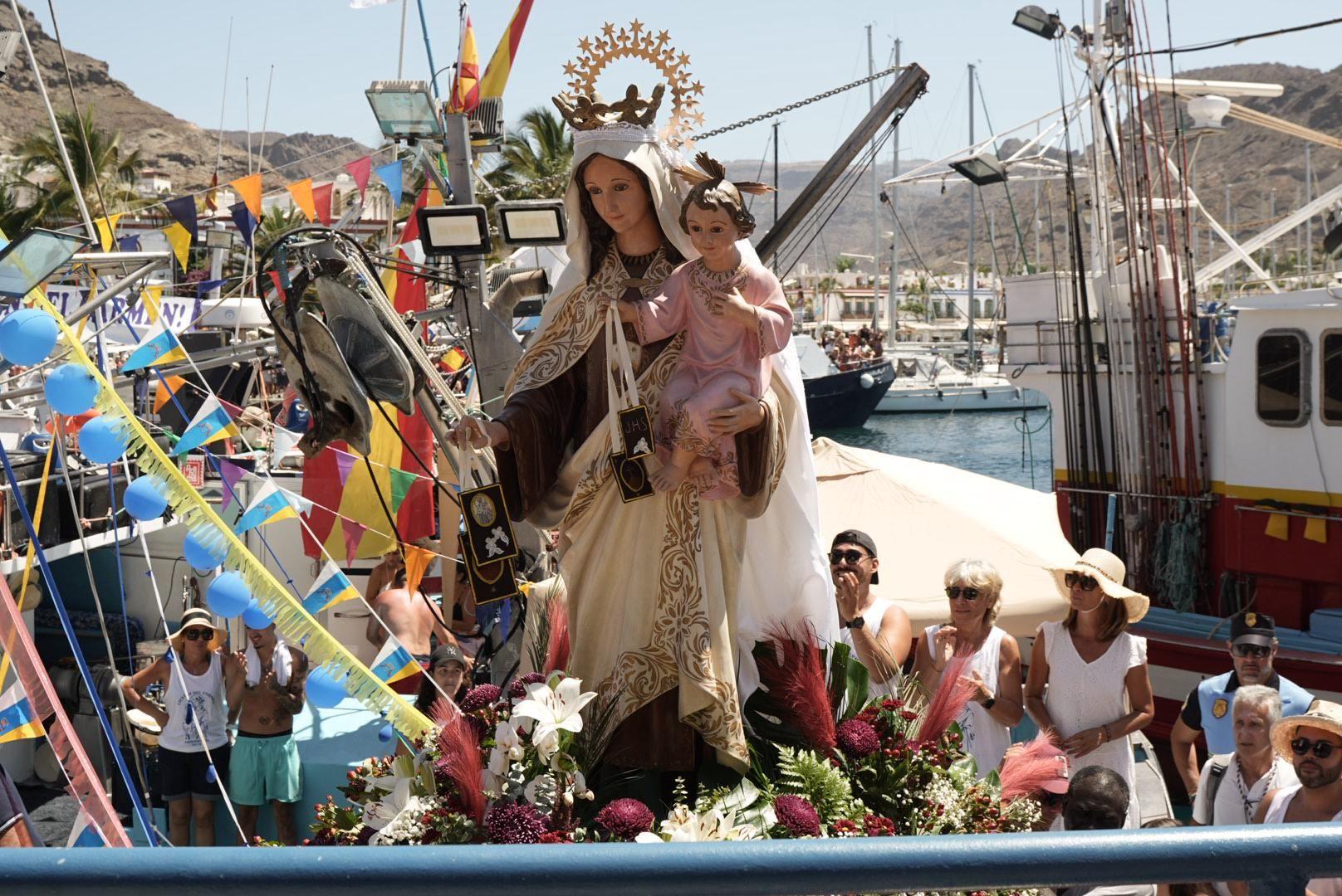 Encuentro de las dos Carmen