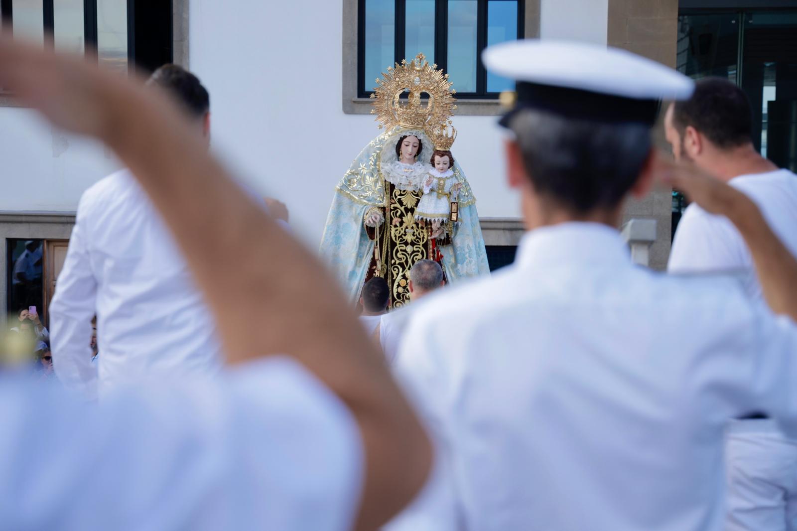 La Isleta se vuelca con la procesión marítima de la Virgen del Carmen