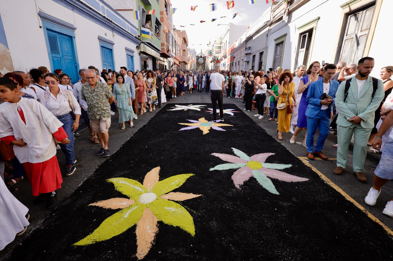 La Isleta se vuelca con la procesión marítima de la Virgen del Carmen