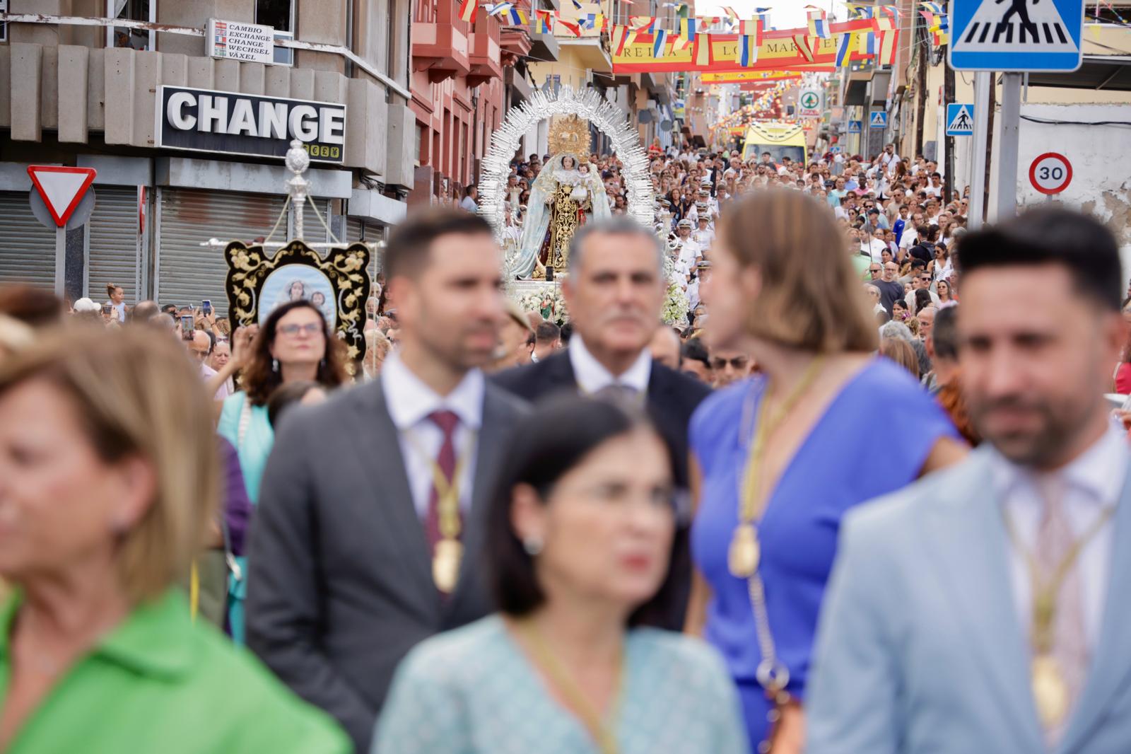 La Isleta se vuelca con la procesión marítima de la Virgen del Carmen