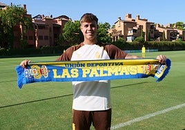 Jeremía Recoba, en imagen difundida este martes por el club.