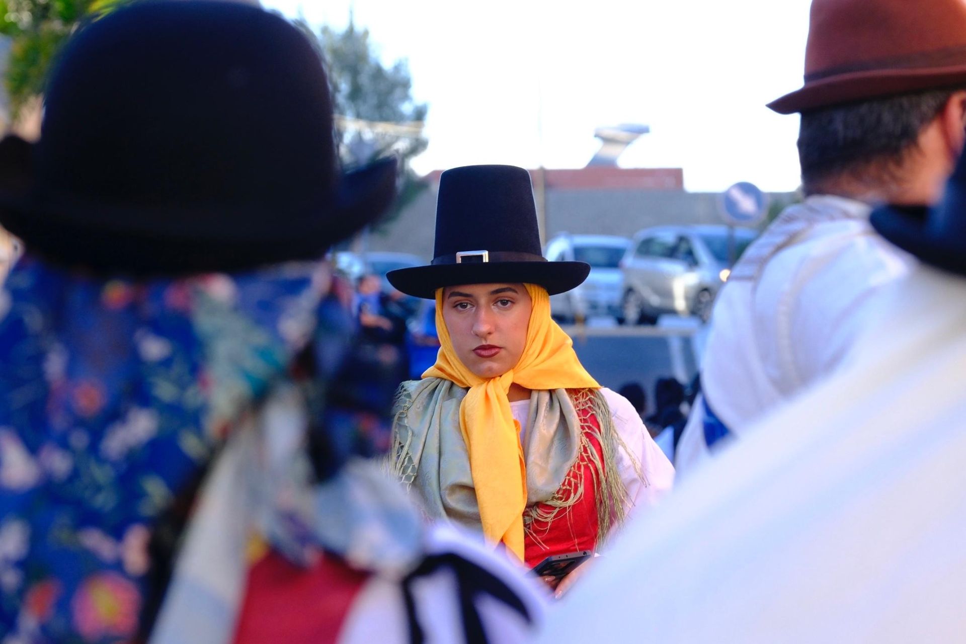 Color, música y cultura en el pasacalles de folclore de Ingenio