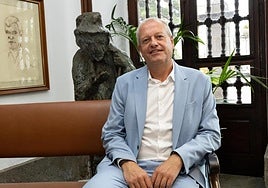 José Agustín Arencibia, alcalde de Teror, en la Casa Consistorial de la villa.