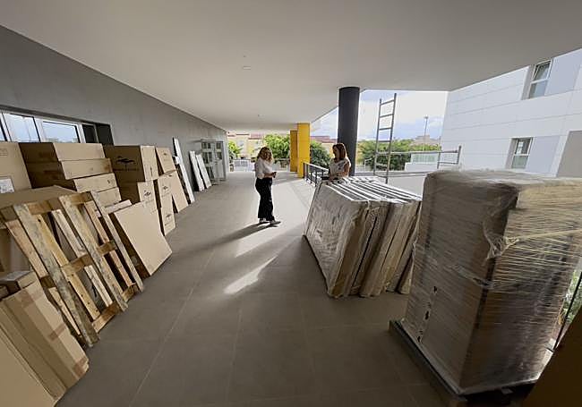 Inicio de los trabajos de equipamiento del centro Benedicta Ojeda.