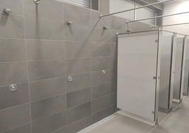 La piscina municipal abrirá el próximo lunes pero las duchas permanecerán cerradas.