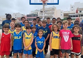 En la imagen, un grupo de participantes en esta edición del campus del CB Las Palmas.