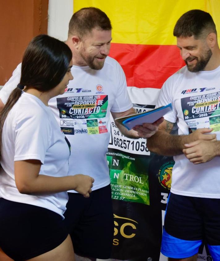 Imagen secundaria 2 - Emocionante y exitosa clausura del Campus de Iniciación a los Deportes de Contacto