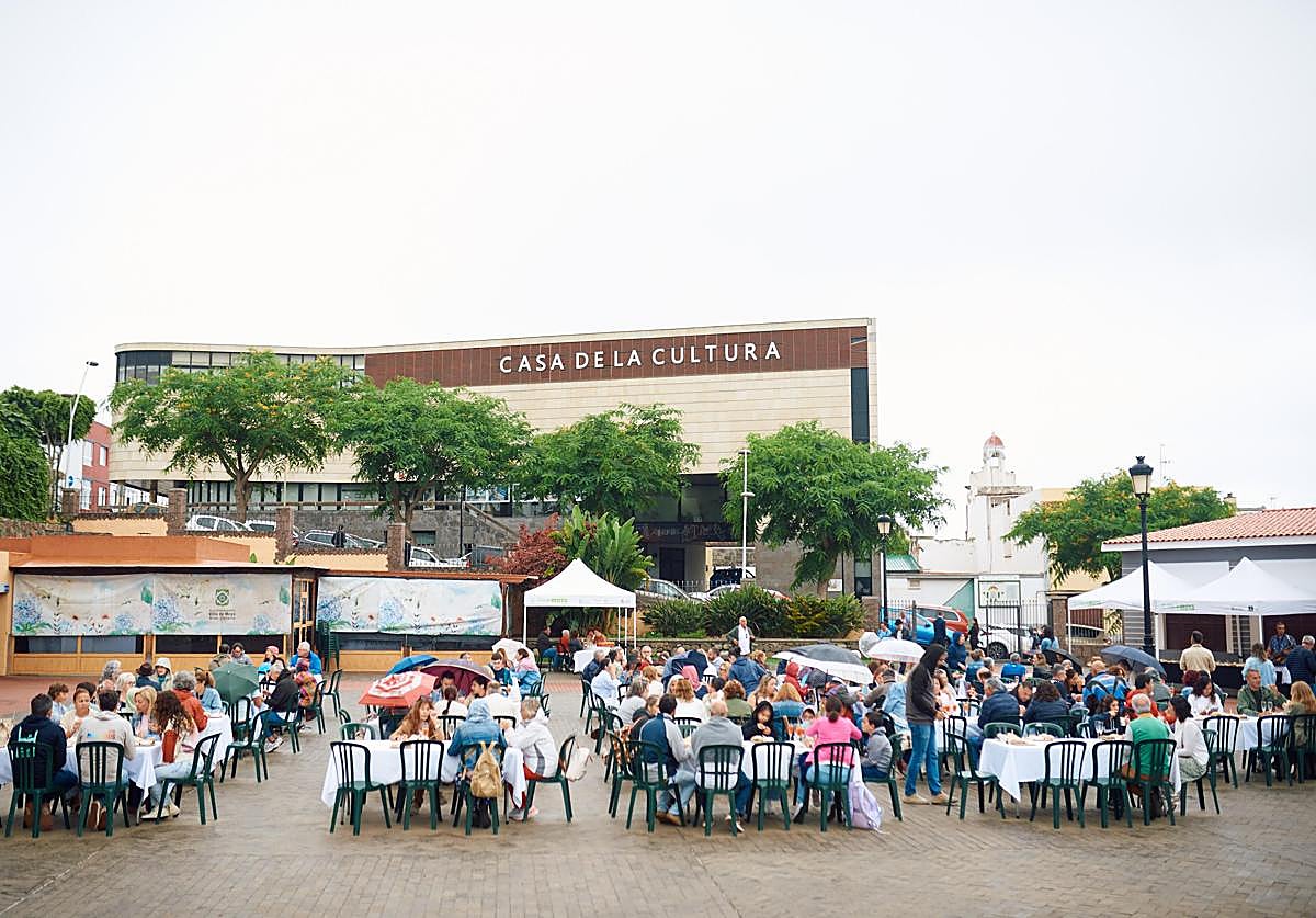 En Pico Lomito se disfrutó de un completo desayuno ofrecido por La Colonial.