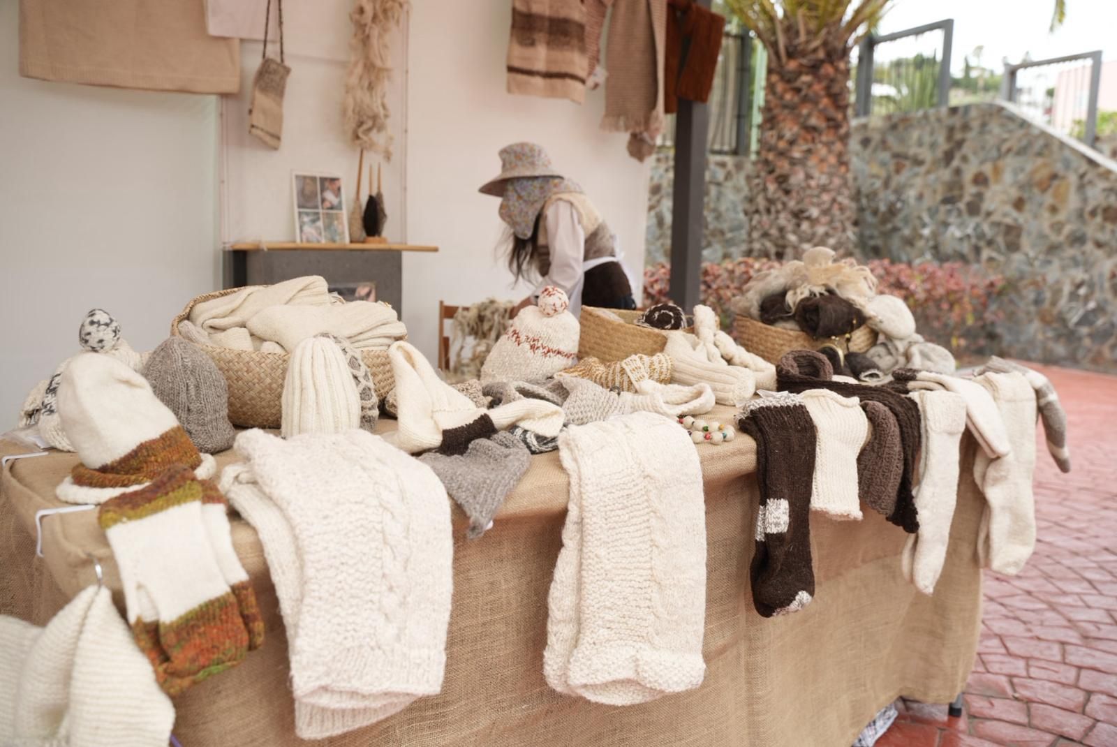 Mercado agrícola y muestra de artesanía Tasate con motivo de las fiestas de San Lorenzo