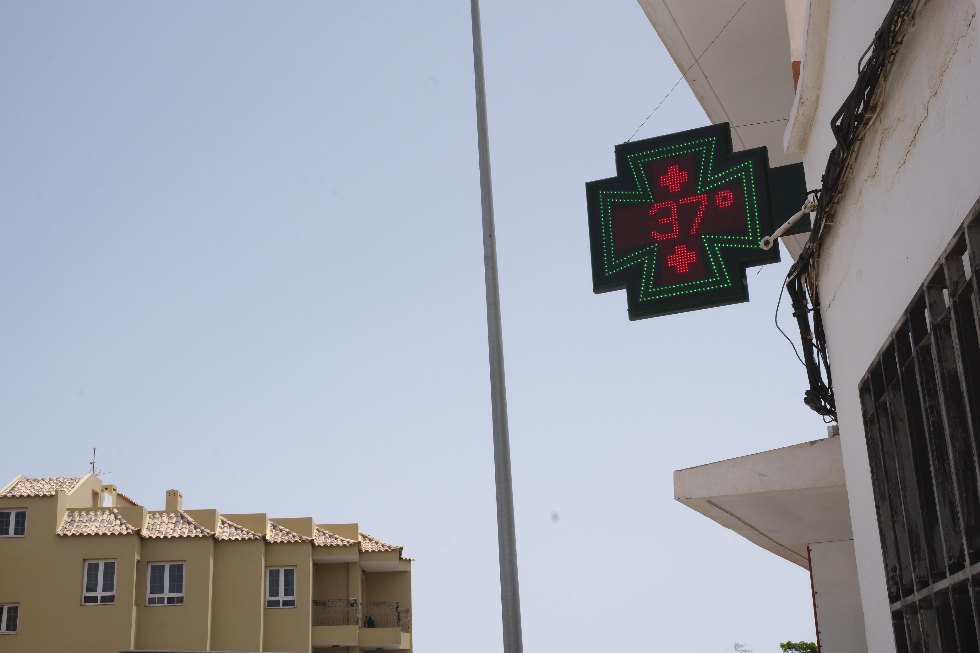 Así afrontan los canarios la ola de calor