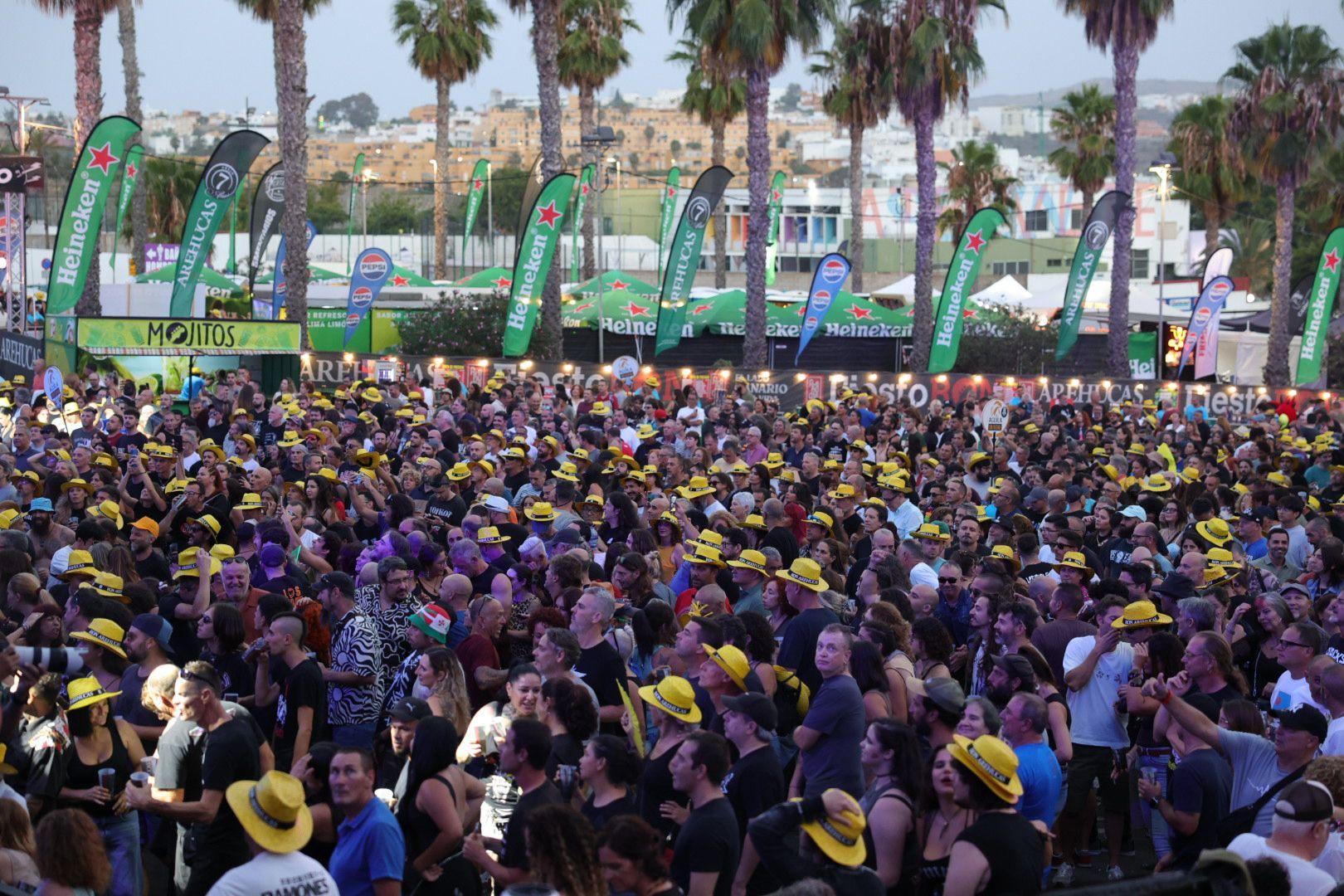 Así se vive el FiestoRon en Arucas