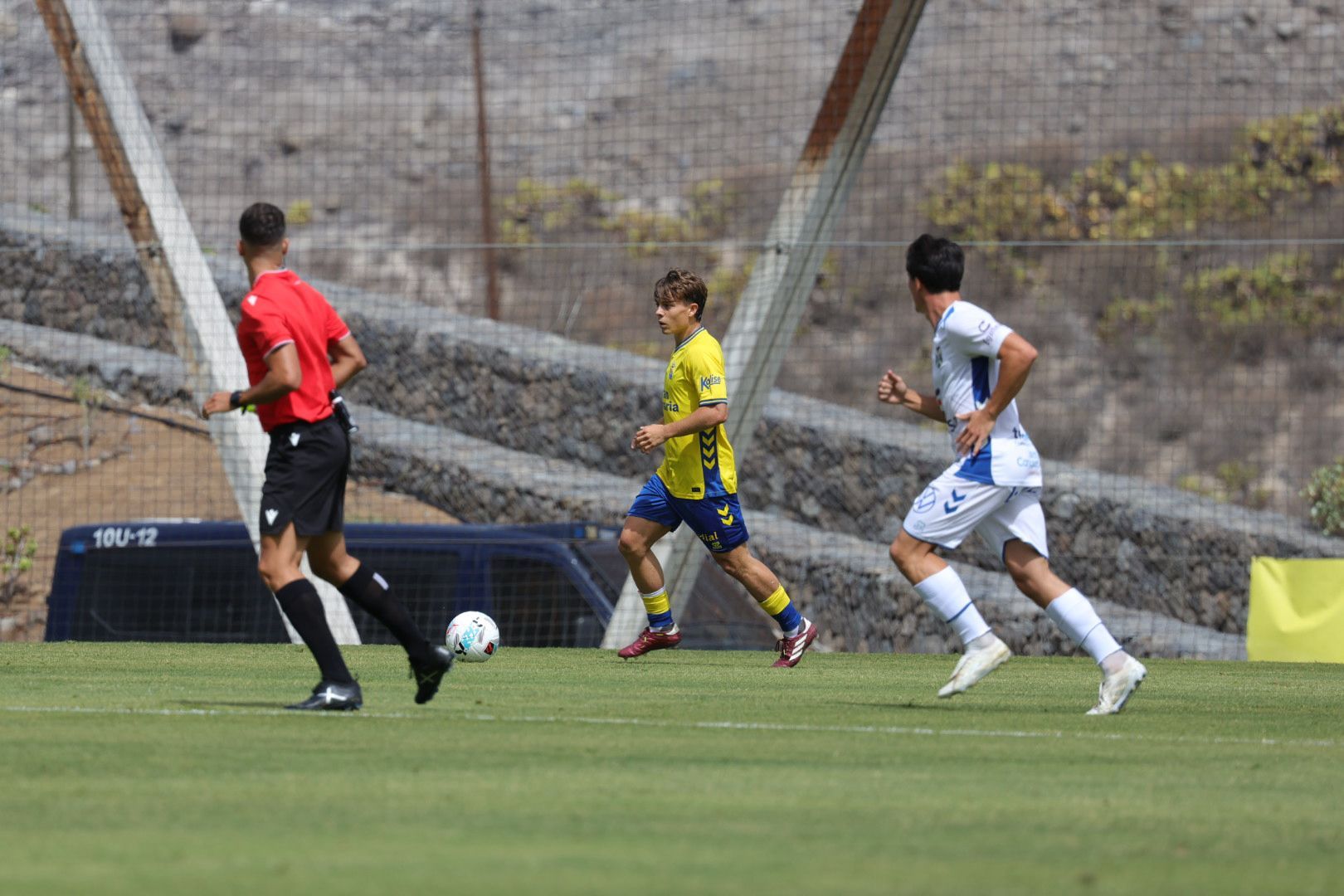 Pasión y rivalidad en el derbi canario: UD Las Palmas - CD Tenerife