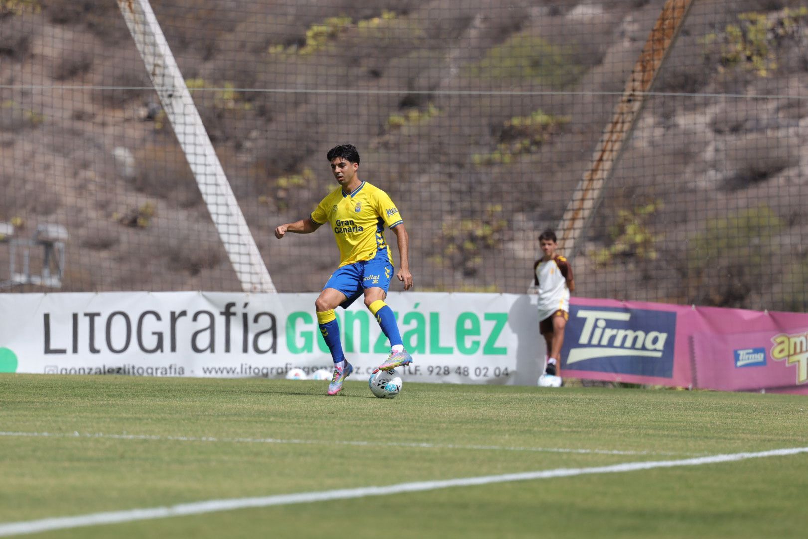 Pasión y rivalidad en el derbi canario: UD Las Palmas - CD Tenerife
