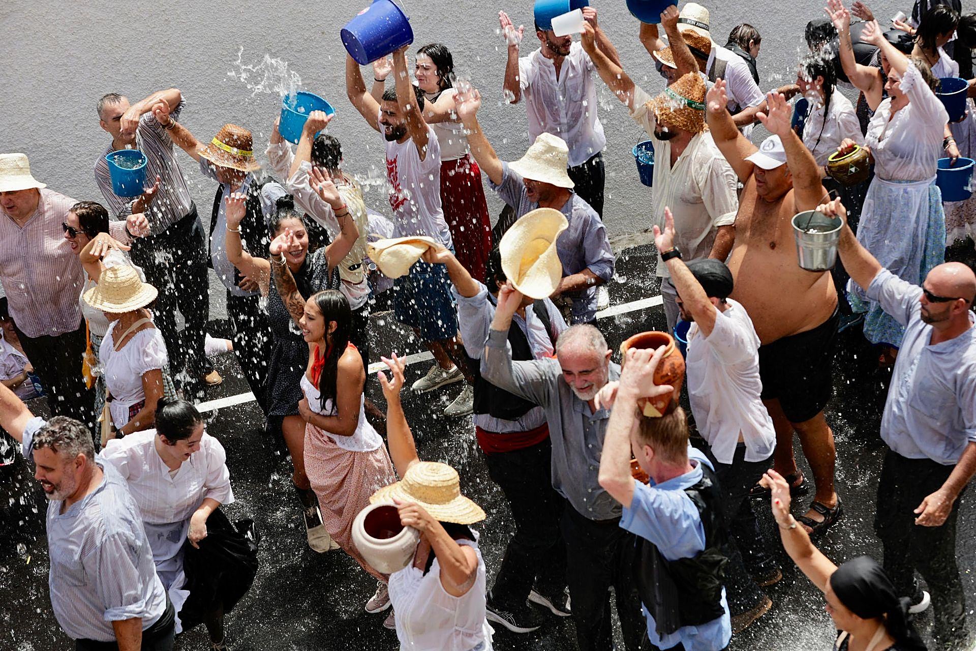 La Traída del Agua refresca Lomo Magullo