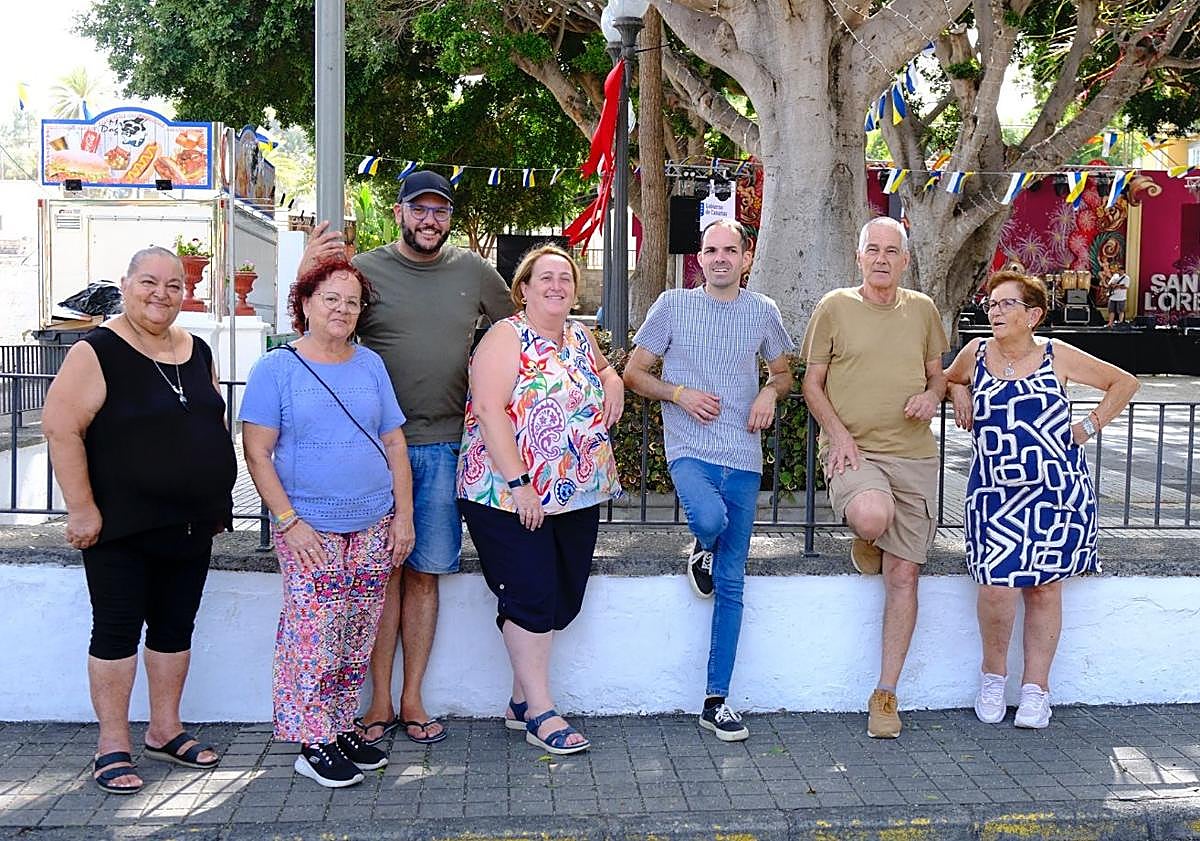 Imagen principal - Noche mágica de fuegos en San Lorenzo