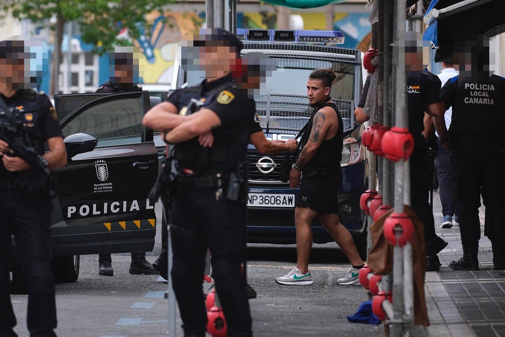 Así fue el registro antidrogas en la calle Molino de Viento