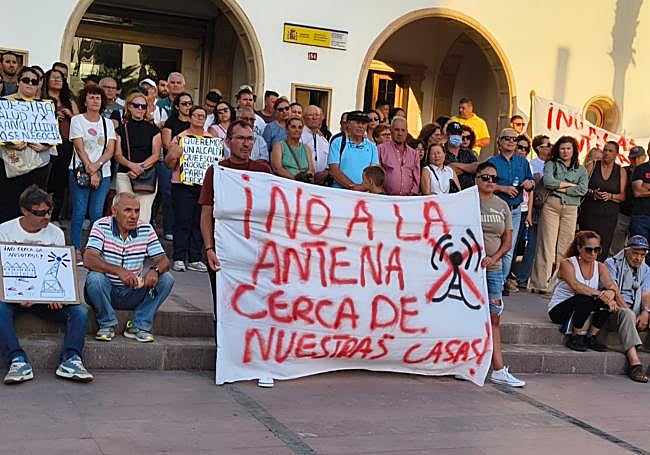 Protesta de la ciudadanía de Antigua en Puerto del Rosario.