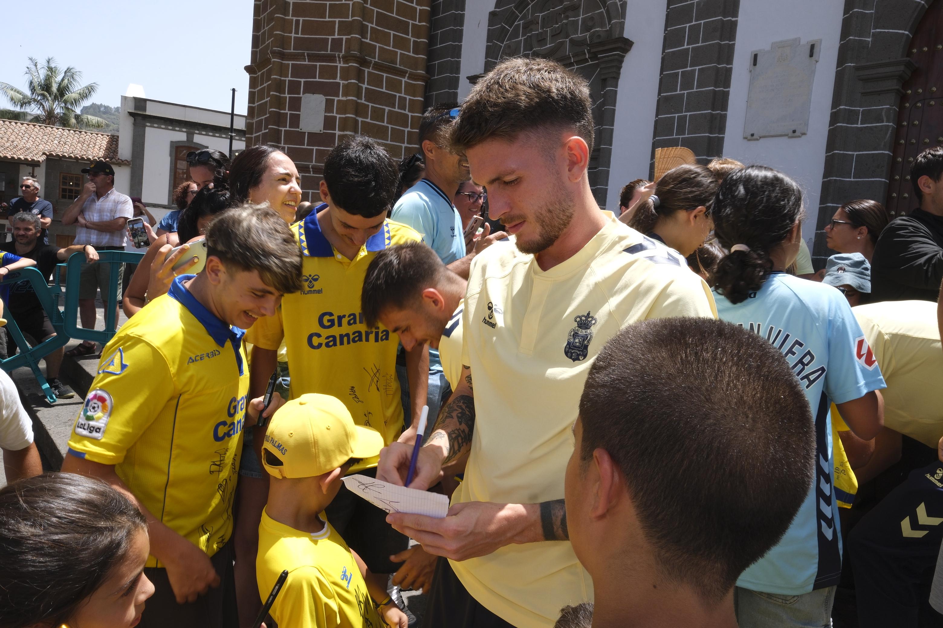 La UD visita Teror con ilusiones de Primera