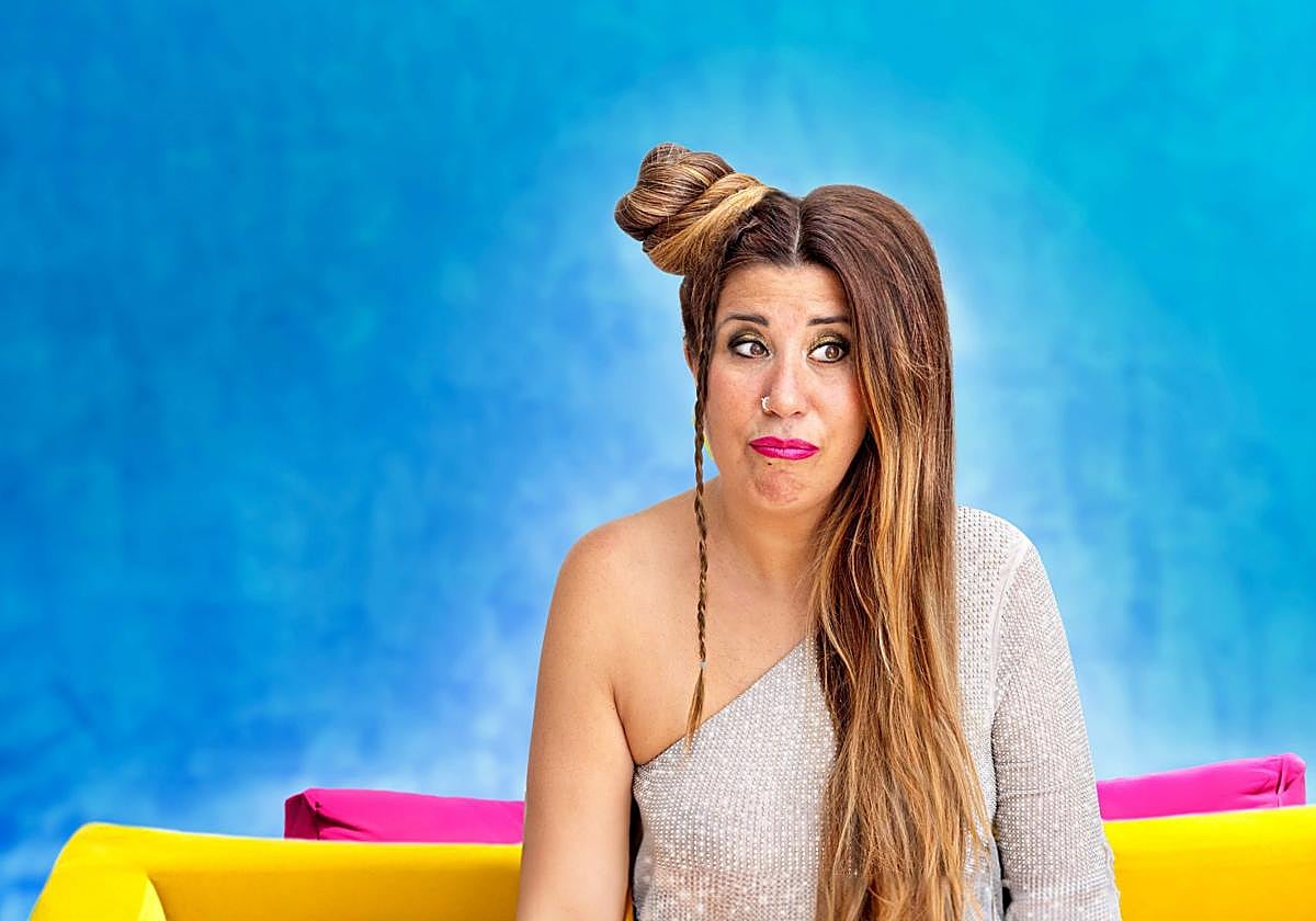 La humorista Maru Candel participa en el Festival de Humor Reíslas.