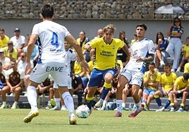 Recoba, la gran esperanza de esta nueva temporada en la UD.