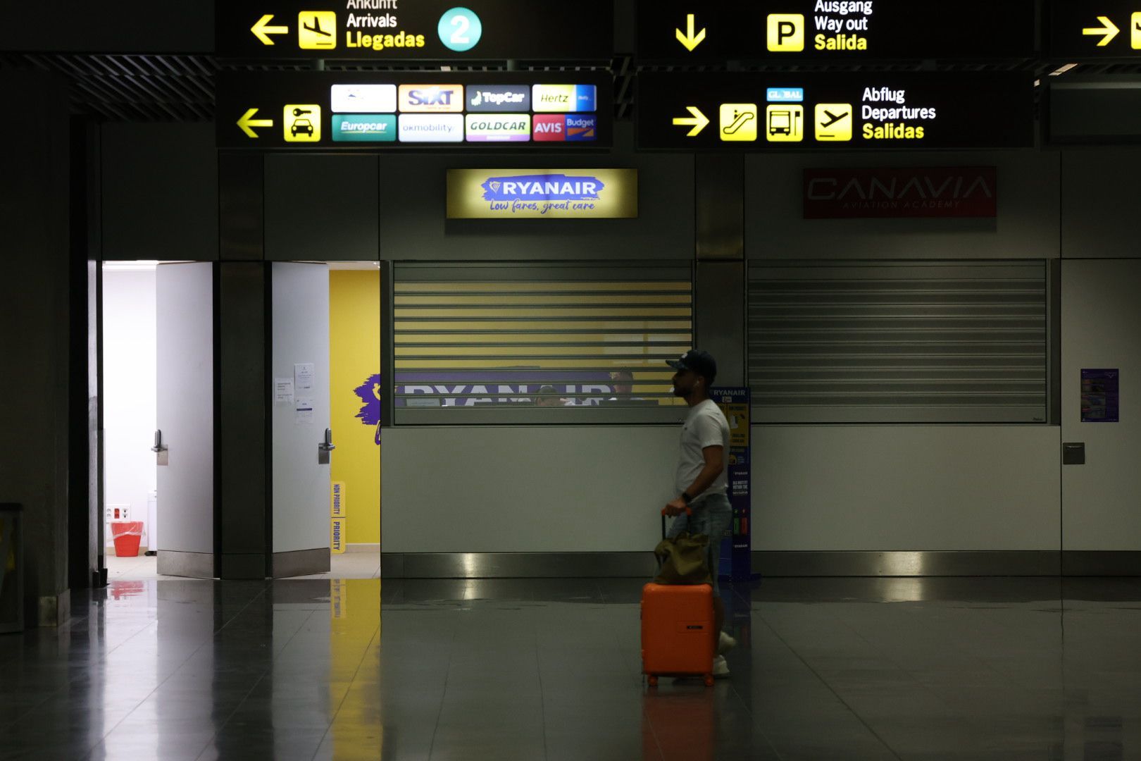 Así se vivió la huelga de Ryanair en el Aeropuerto de Gran Canaria