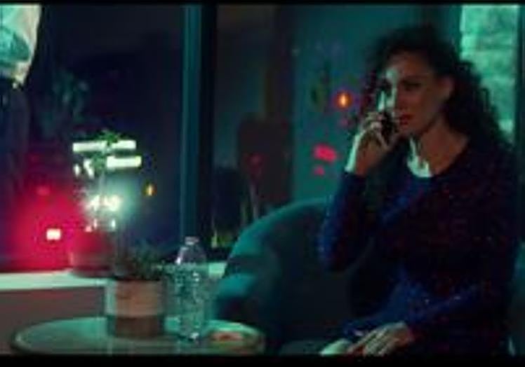 Detalle de la actriz en el 'spot' nominado al Emmy en el apartado publicitario.