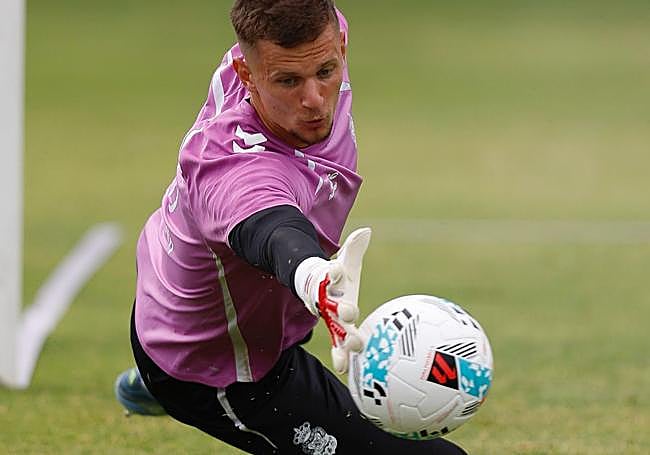 Horkas, uno de los indiscutibles de esta UD en Segunda.