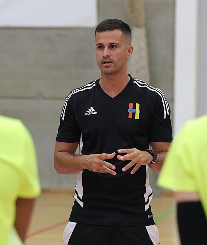 Imagen secundaria 2 - El campeón arranca con máxima ilusión