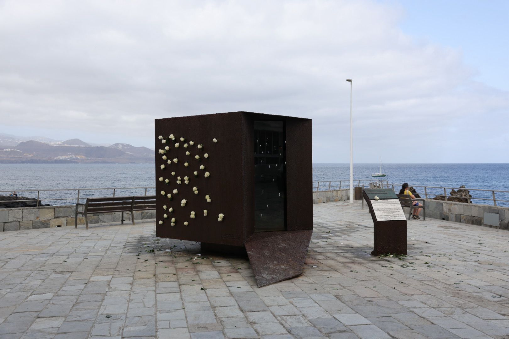 17 años de lágrimas por las víctimas del JK5022