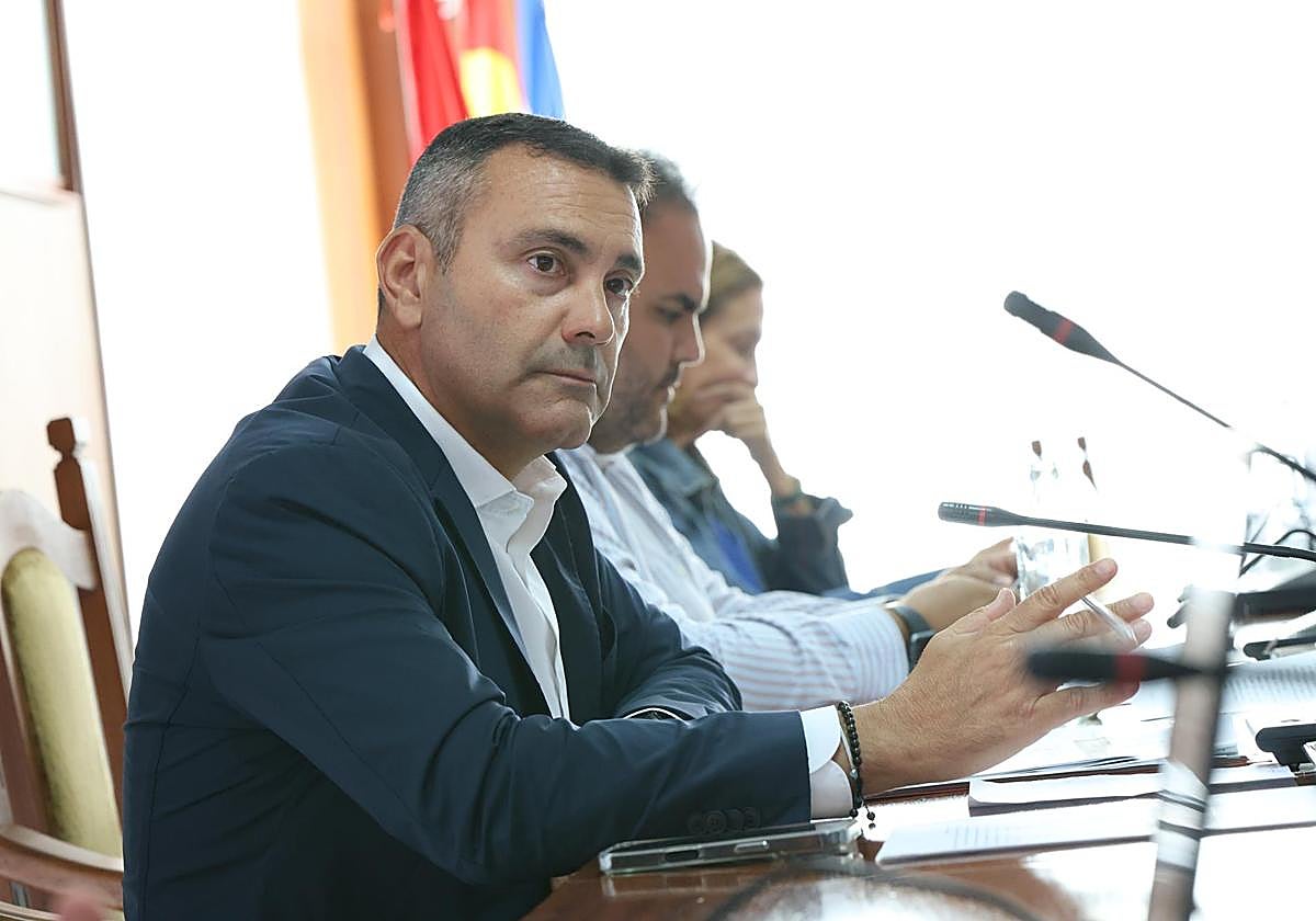 Oswaldo Betancort, en el pleno de este miércoles.